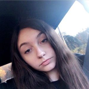 Meet your Posher, Kaitlyn